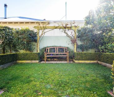 Tidy Two Bedroom - Photo 6