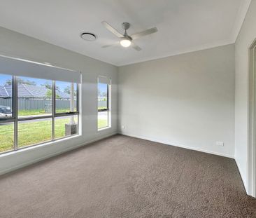 7 Bentwing Street, Cliftleigh NSW 2321 - House For Rent | Domain - Photo 5