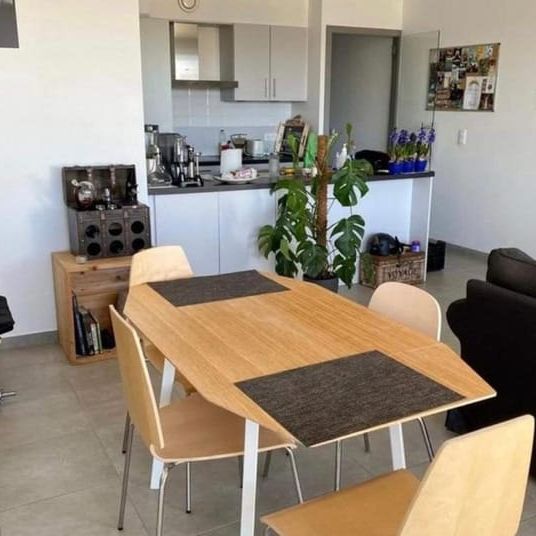 Appartement te huur - Photo 1