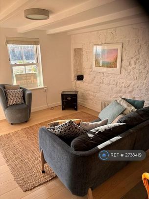 2 bedroom terraced house to rent - Photo 1