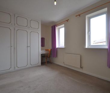 2 bedroom semi-detached house to rent - Photo 2