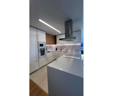 2 room luxury Flat for rent in Lisbon, Portugal - Photo 5