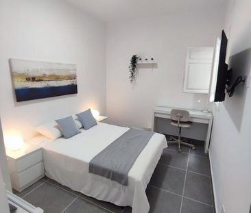 Avinguda de lOnze de Setembre, El Prat de Llobregat, Catalonia 08820 - Photo 6