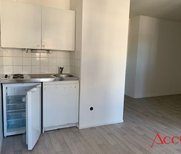 Location Appartement 2 pièces 37m² - Photo 2
