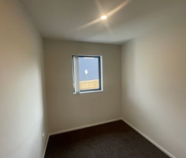 Beachlands - Photo 1