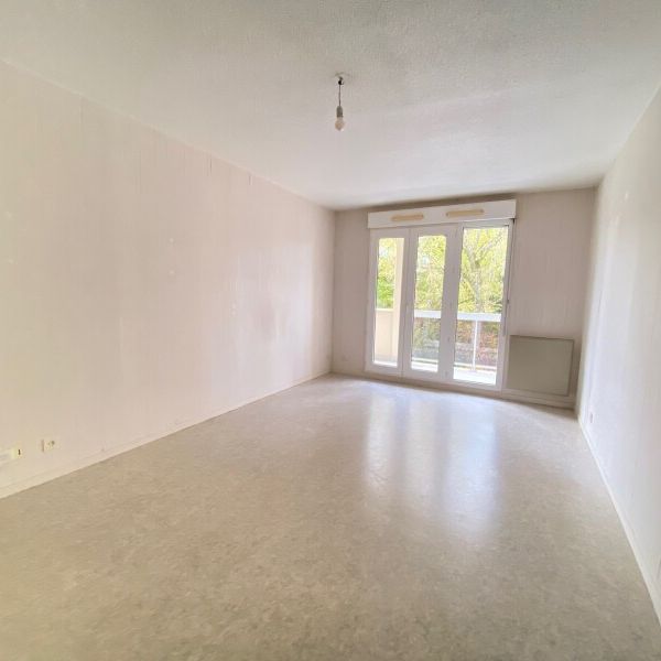 Location Appartement 3 pièces 68m² ST JEAN DE LA RUELLE 45140 - Photo 1