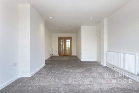 Heath Road, Wivenhoe - Photo 2