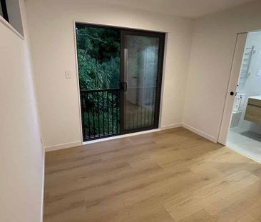 Charming 3BR Home in Glen Eden! - Photo 1