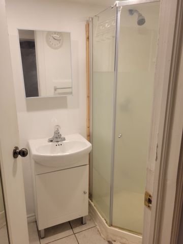 For Lease - 746 Coxwell Avenue Unit# #5, Toronto, Ontario - Photo 5