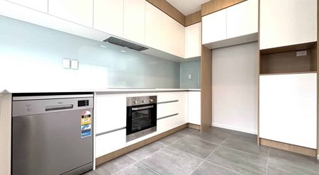 2 Brand New 3 Bedroom Townhouses in Mt Wellington - Photo 4