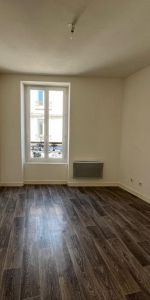 A LOUER - APPARTEMENT T2 - ROANNE MULSANT - Photo 3