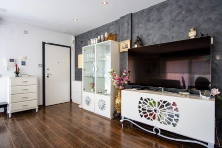 REF.7729 — Luxury Villa with Private Pool 500 Metres from the Sea - Photo 5