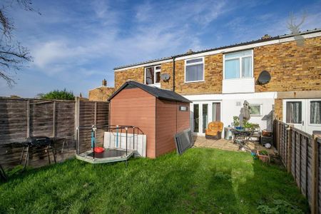 3 bedroom terraced house to rent - Photo 5