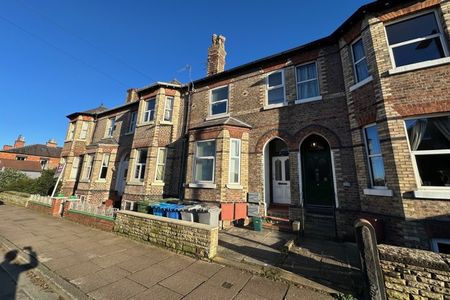 1 Bedroom Apartment To Let - Photo 3