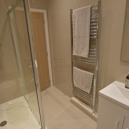 1 bedroom ground floor flat to rent - Photo 3