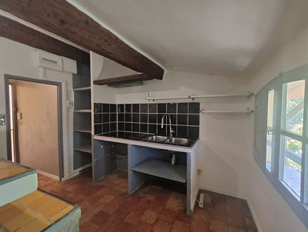 Location Appartement 3 pièces 89m² AIX EN PROVENCE 13100 - Photo 4