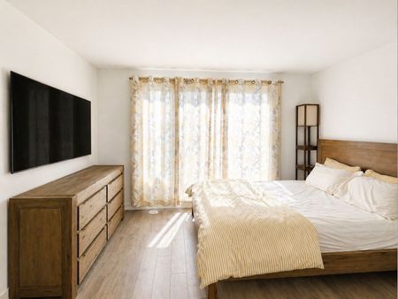 For Lease - 74 Stanley Greene Boulevard, Toronto, Ontario - Photo 2