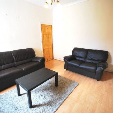 2 Bed - Bayswater Road, Jesmond - Photo 1