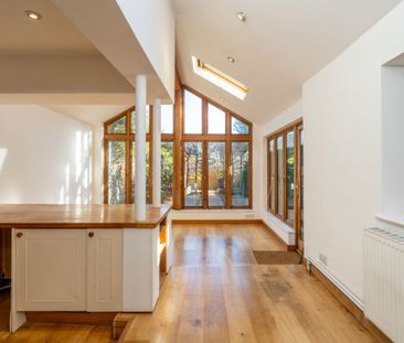 2, Northfield Cottages, Westbourne - Photo 2