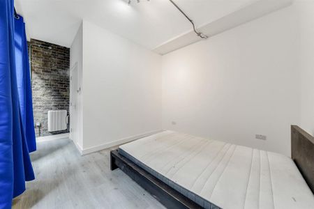 3 bedroom apartment to rent - Photo 5