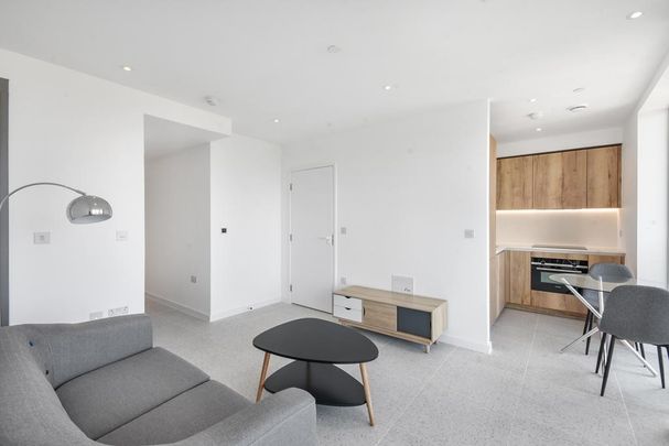 Studio to rent - Photo 1