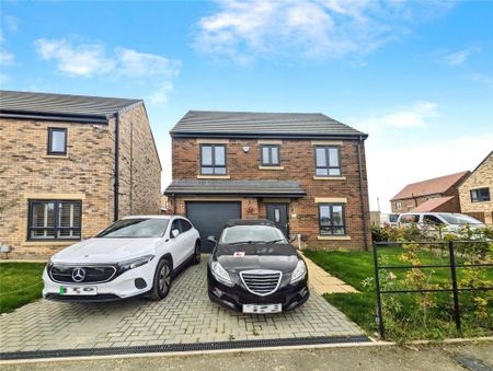 4 bedroom detached house to rent - Photo 4