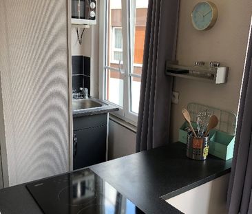 Location Appartement 1 pièce 14m² - Photo 3