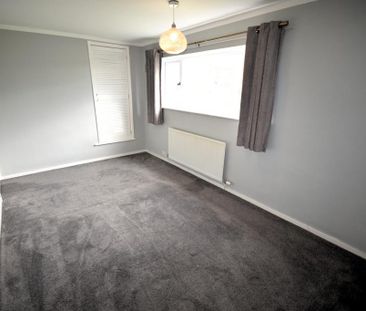 2 bedroom semi-detached house to rent - Photo 2