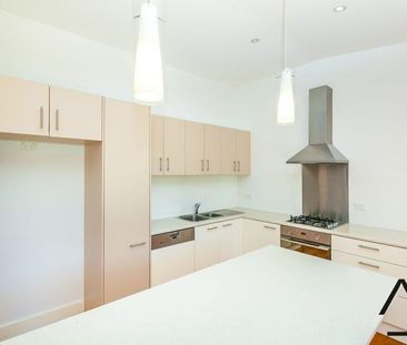 246 Doncaster Avenue, Kensington NSW 2033 - House For Rent | Domain - Photo 5