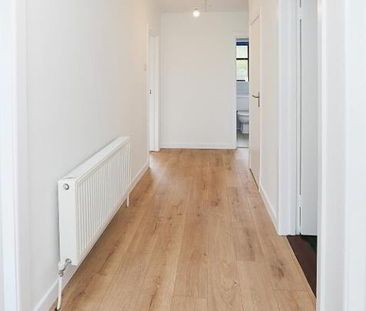 75 Comber Road, Dundonald, BT16 2AQ - Photo 1
