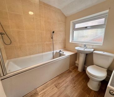 2 bedroom terraced house to rent - Photo 6