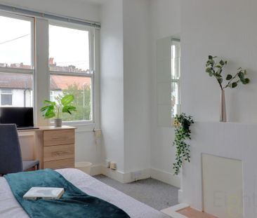 3 bedroom flat to rent - Photo 5