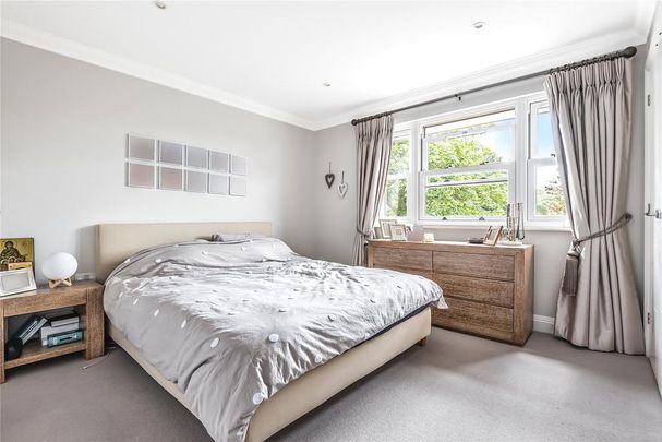 4 bedroom detached house to rent - Photo 1