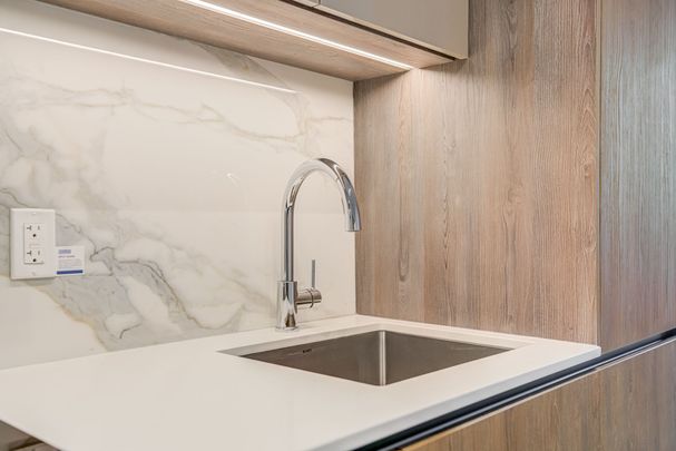 For Lease - 8 Interchange Way, Vaughan, Ontario - Photo 1