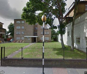 Room in a Shared Flat, Lower Addiscombe Road, CR0 - Photo 1