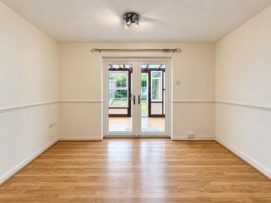 2 bedroom terraced house to rent - Photo 1