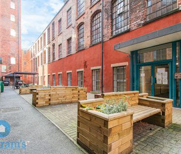 2 bed Apartment for Rent - Photo 1