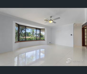 17 Marchant Drive, Bibra Lake, WA 6163 - Photo 3