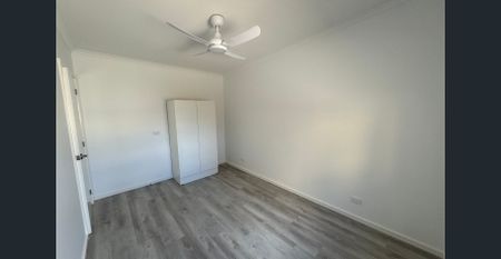 RENOVATED 2 BEDROOM BUNGALOW - Photo 3