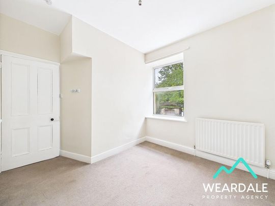 2 bedroom end of terrace house to rent - Photo 1