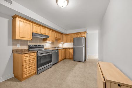 For Lease - 213 Major Street Unit# LOWER, Toronto, Ontario - Photo 3