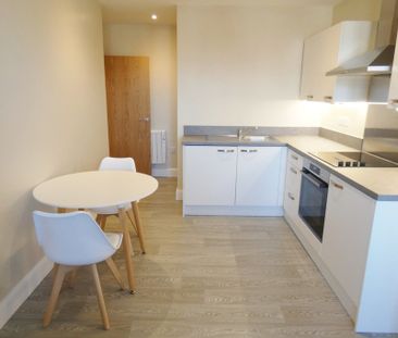 Garstang Road, - Photo 3