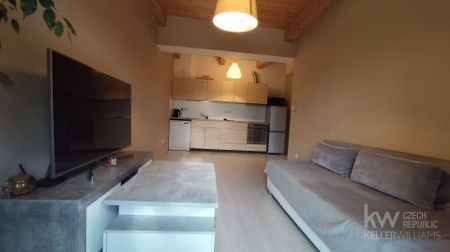 Pronájem bytu 2+kk 50 m², Husova, Řevničov - Фото 2