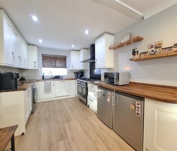 Laidon Square - Photo 5