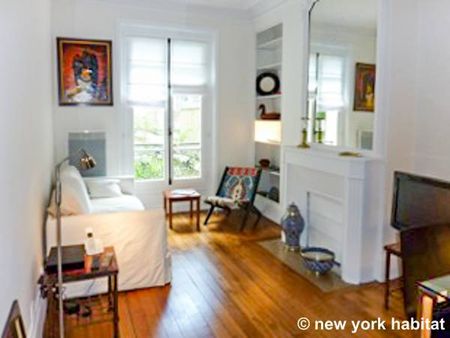 Logement à Paris, Location meublée - Photo 2