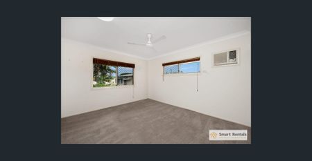 Spacious Living in a Prime Position - Photo 2