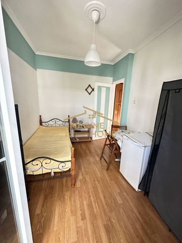 Studio/Γκαρσονιέρα για ενοικίαση Κέντρο (Χαριλάου) - Photo 3