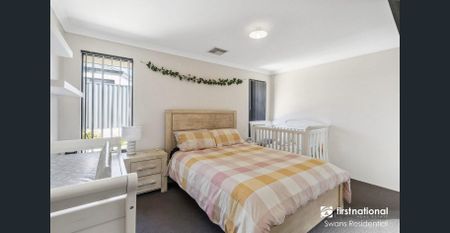 Experience Easy Living in the Heart of Aveley! - Photo 5