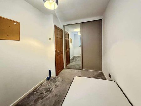 Davis Avenue, Bryncethin, Bridgend, CF32 - Photo 2