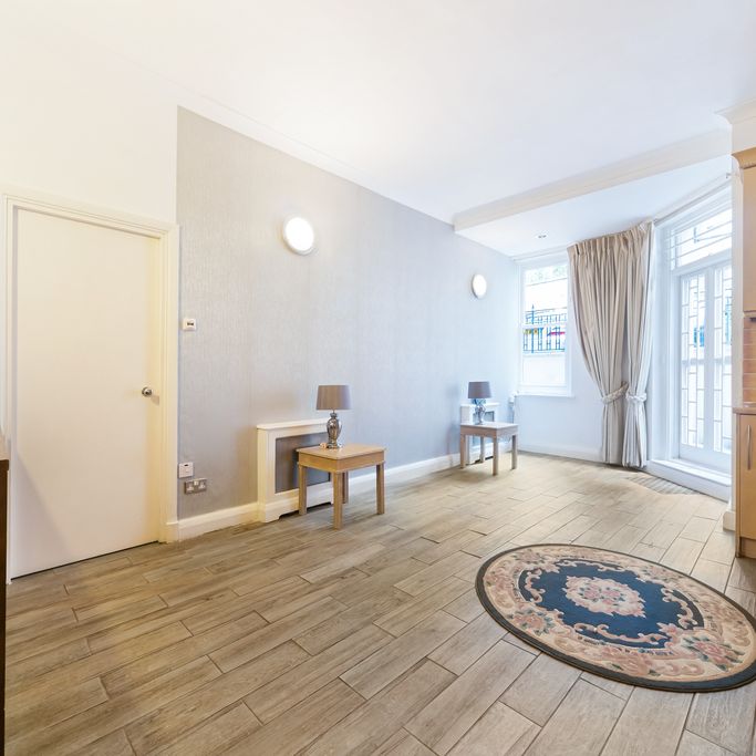 Queens Gate, SW7, London - Photo 1